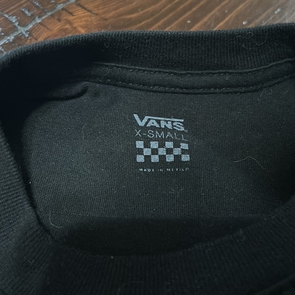 Cropped cans long sleeve tee - Picture 3 of 3